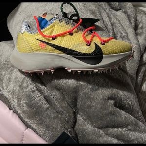 Off white- X Womens Vapor Street ‘Tour Yellow’